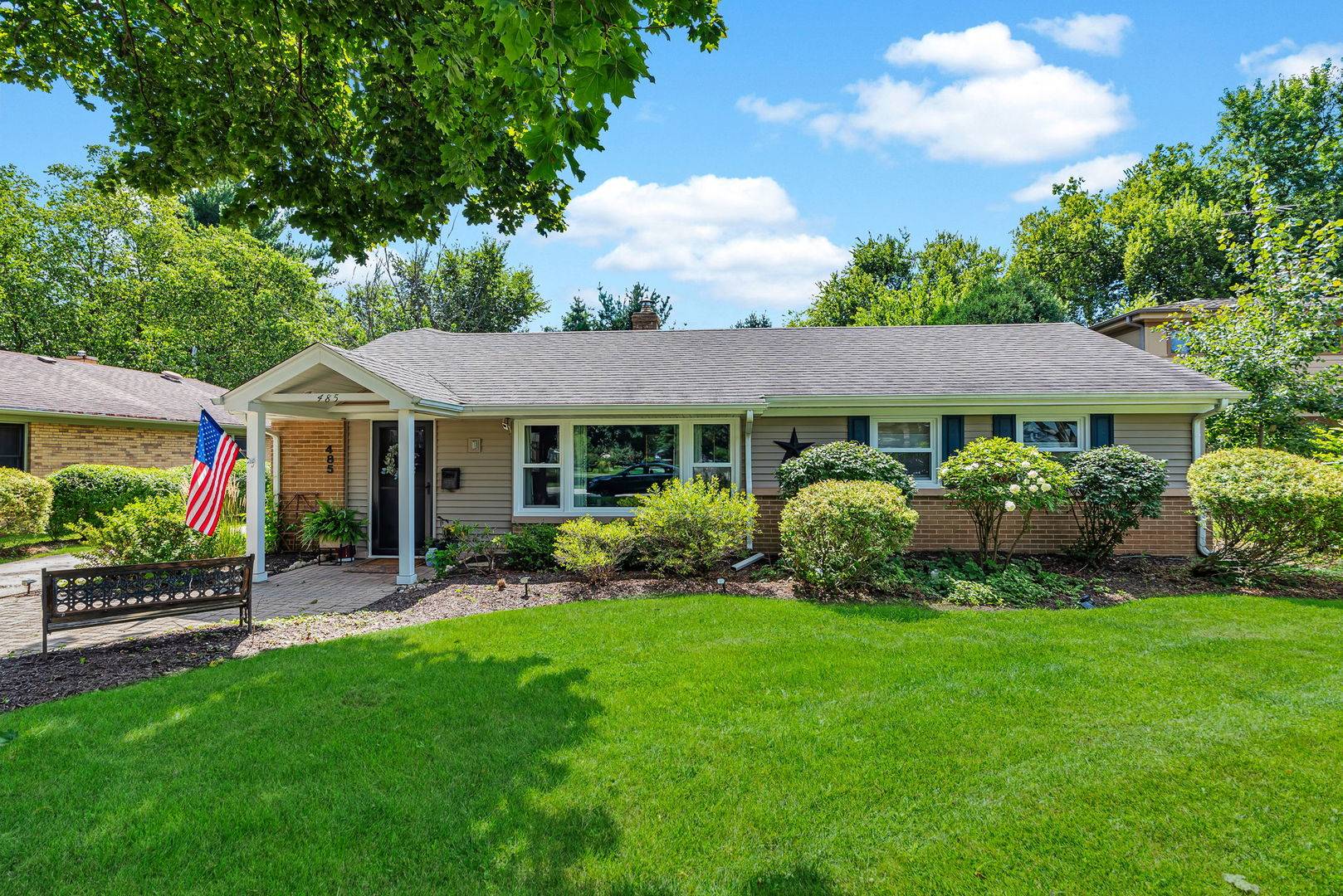 485 PORTER AVE, Crystal Lake, IL 60014