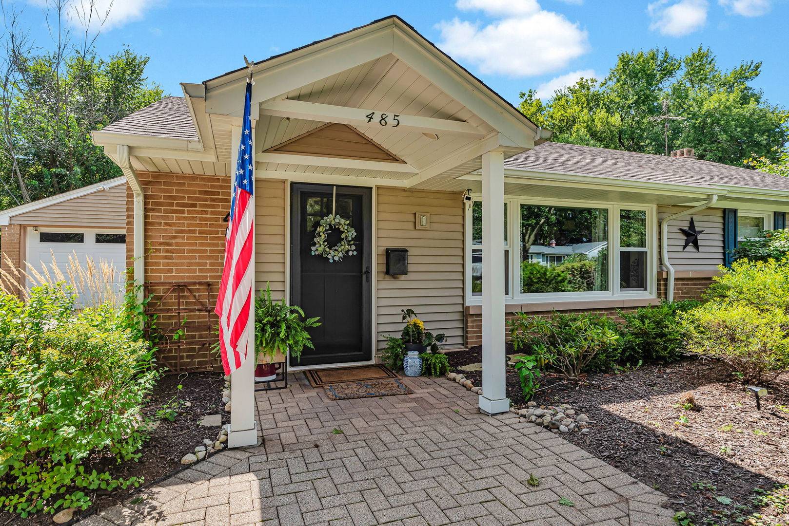 485 PORTER AVE, Crystal Lake, IL 60014