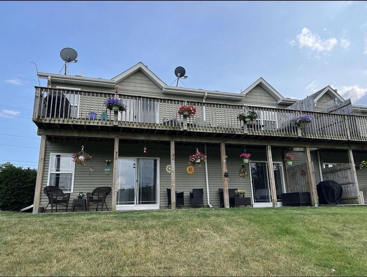 1721 W River ST, Dixon, IL 61021