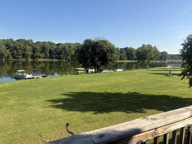 1721 W River ST, Dixon, IL 61021