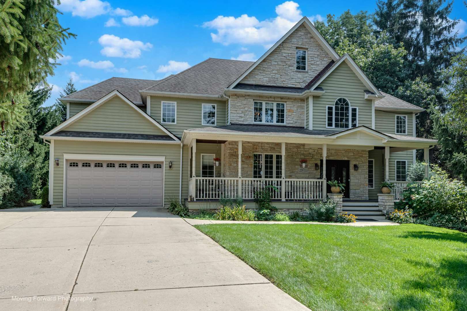 22W155 2nd ST, Glen Ellyn, IL 60137