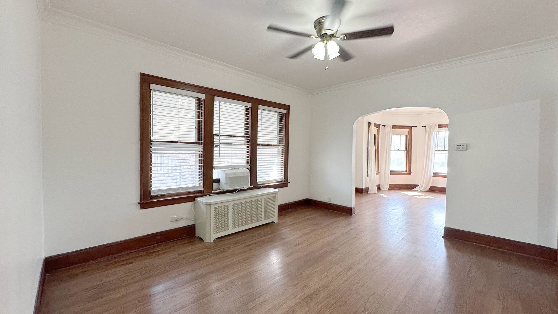 5214 W Schubert AVE, Chicago, IL 60639
