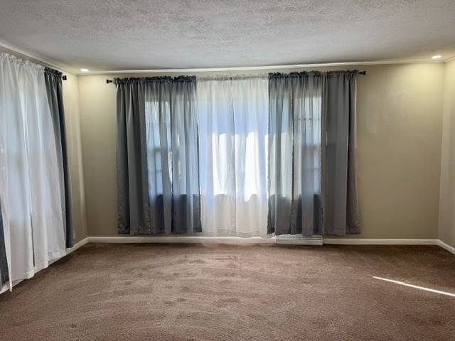 1117 Briarcliff LN, Clinton, IA 52732