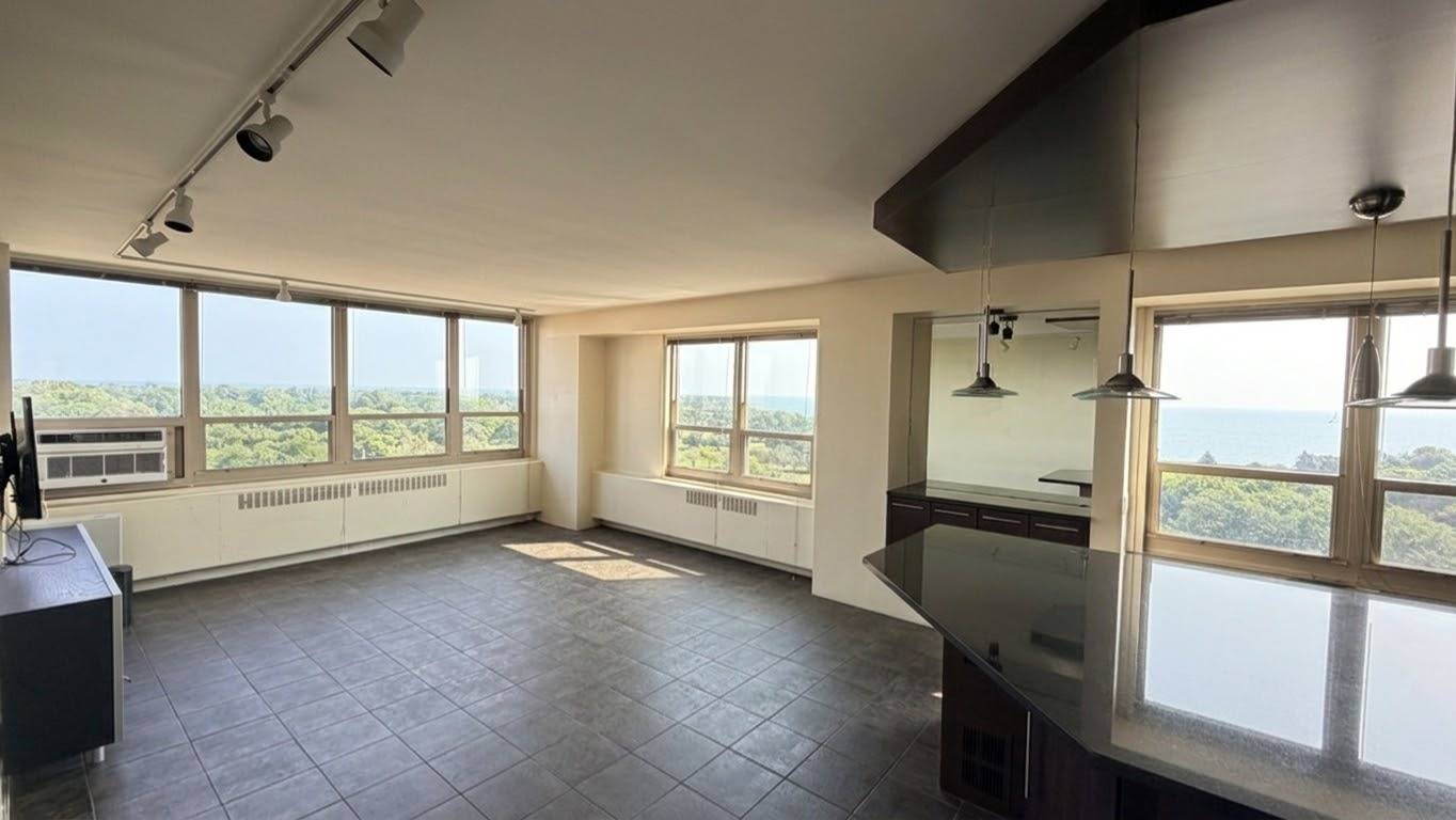 3950 N Lake Shore DR #1100A, Chicago, IL 60613