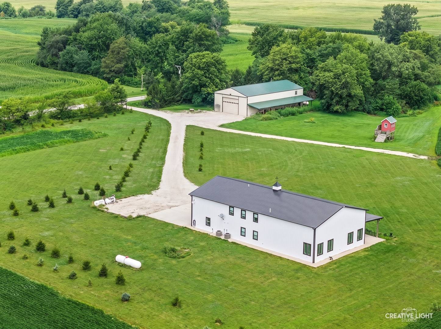 10097 N 7000 RD W, Manteno, IL 60950