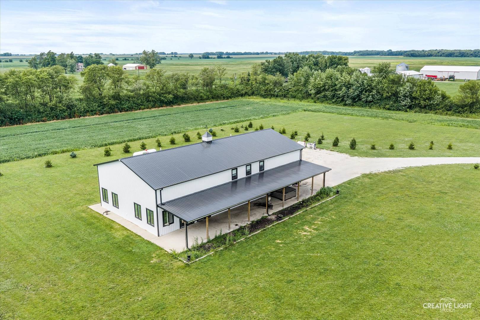 10097 N 7000 RD W, Manteno, IL 60950