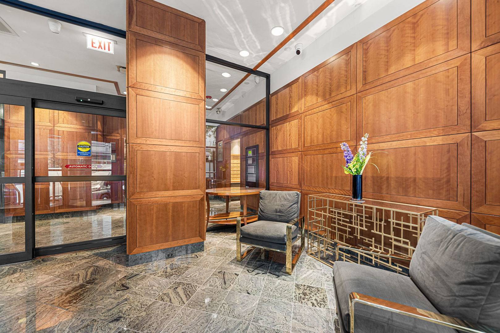 100 E Walton ST #27H, Chicago, IL 60611