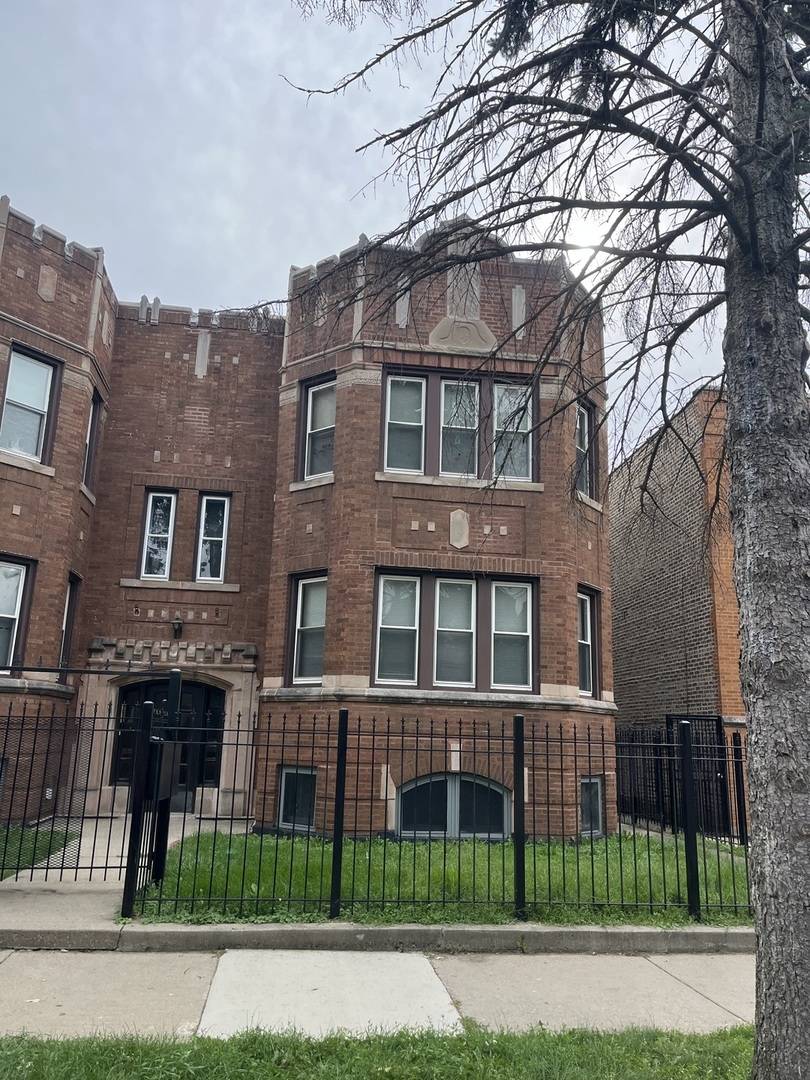 6615 S Sacramento AVE #2N, Chicago, IL 60629