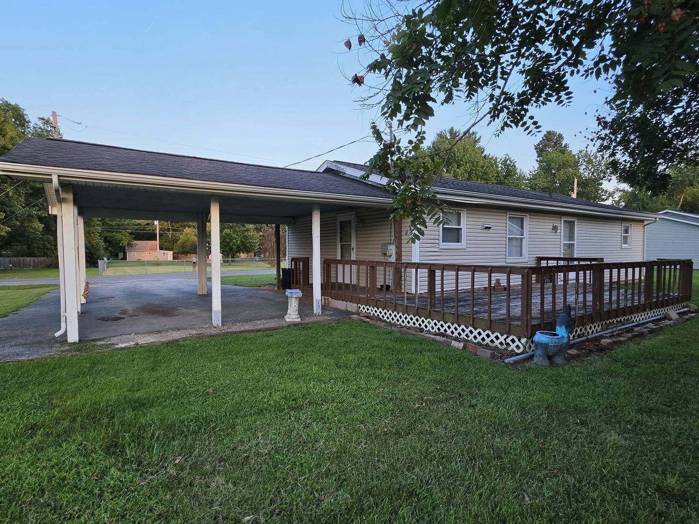 721 N 21st ST, Herrin, IL 62948