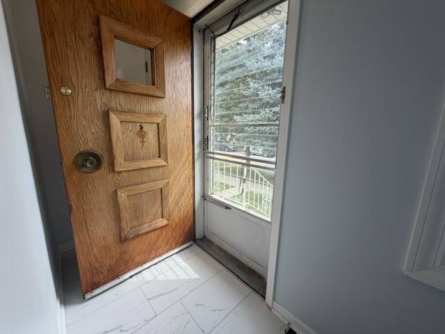 4414 N Nagle AVE #1, Harwood Heights, IL 60706