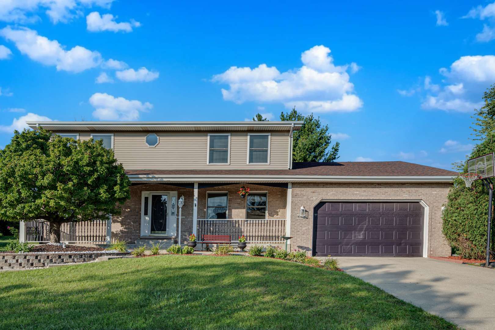 16954 Mohican DR, Lockport, IL 60441