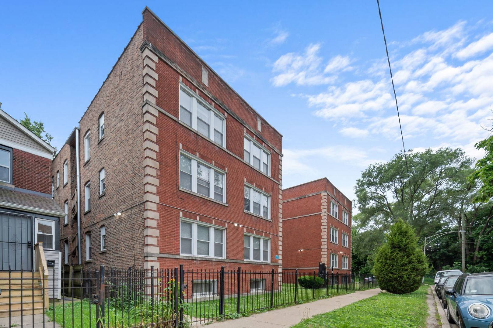 1303 E 71st PL #1N, Chicago, IL 60619