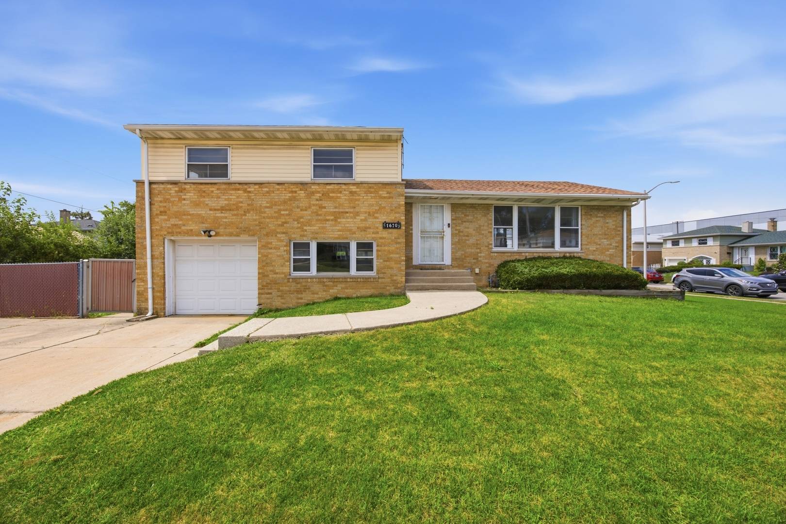 1670 N 5th AVE, Melrose Park, IL 60160