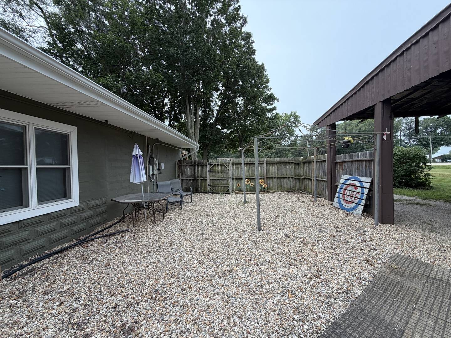 1713 E Rock Falls RD, Rock Falls, IL 61071
