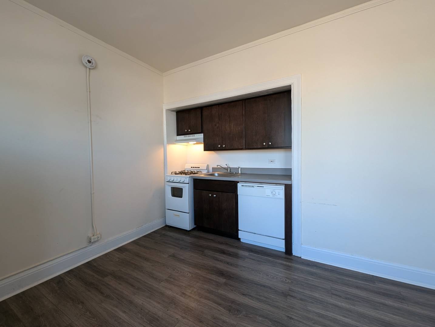 3335 W Diversey AVE #202, Chicago, IL 60647