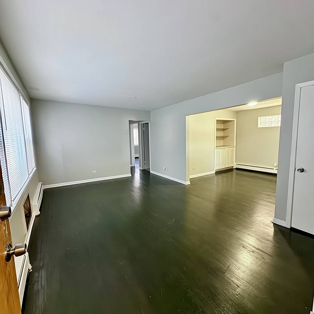 6235 N mozart ST #4, Chicago, IL 60659