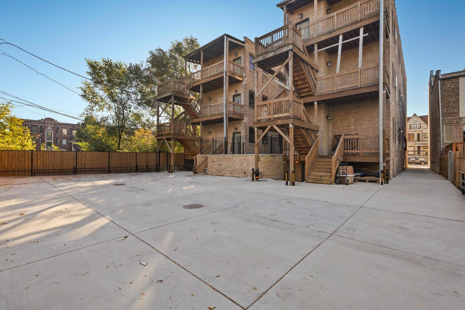 442 E 48th ST #B2, Chicago, IL 60615
