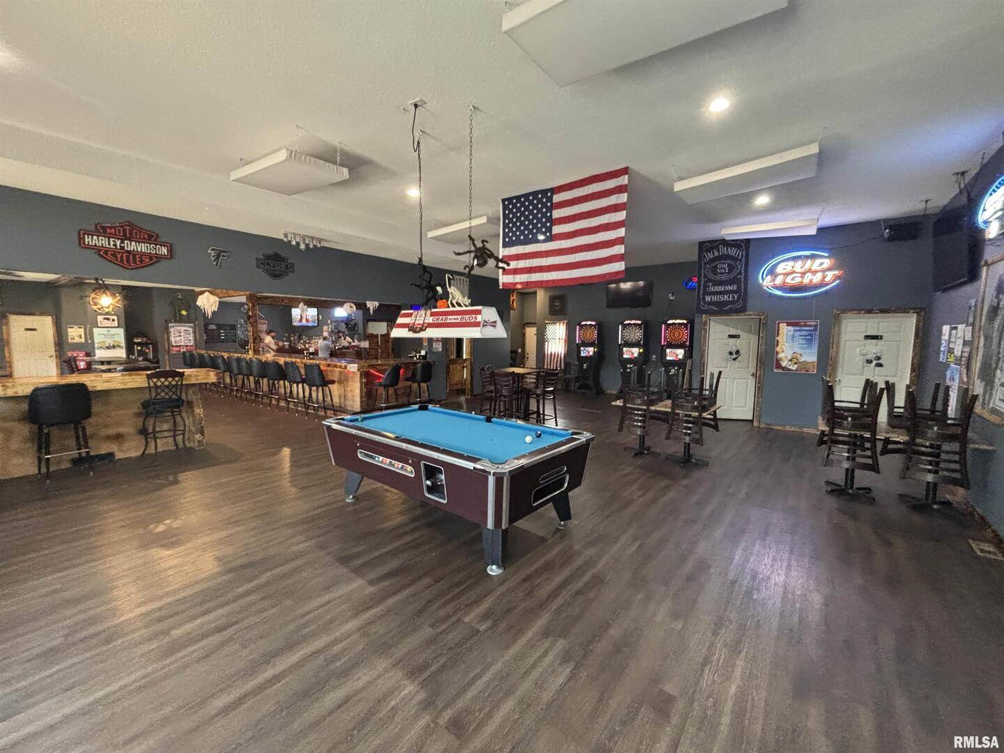 312 S WASHINGTON BLVD, Camanche, IA 52730