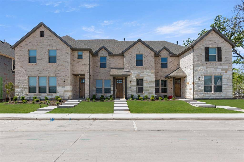 1967 Gentle Oak Trail, Corinth, TX 76210