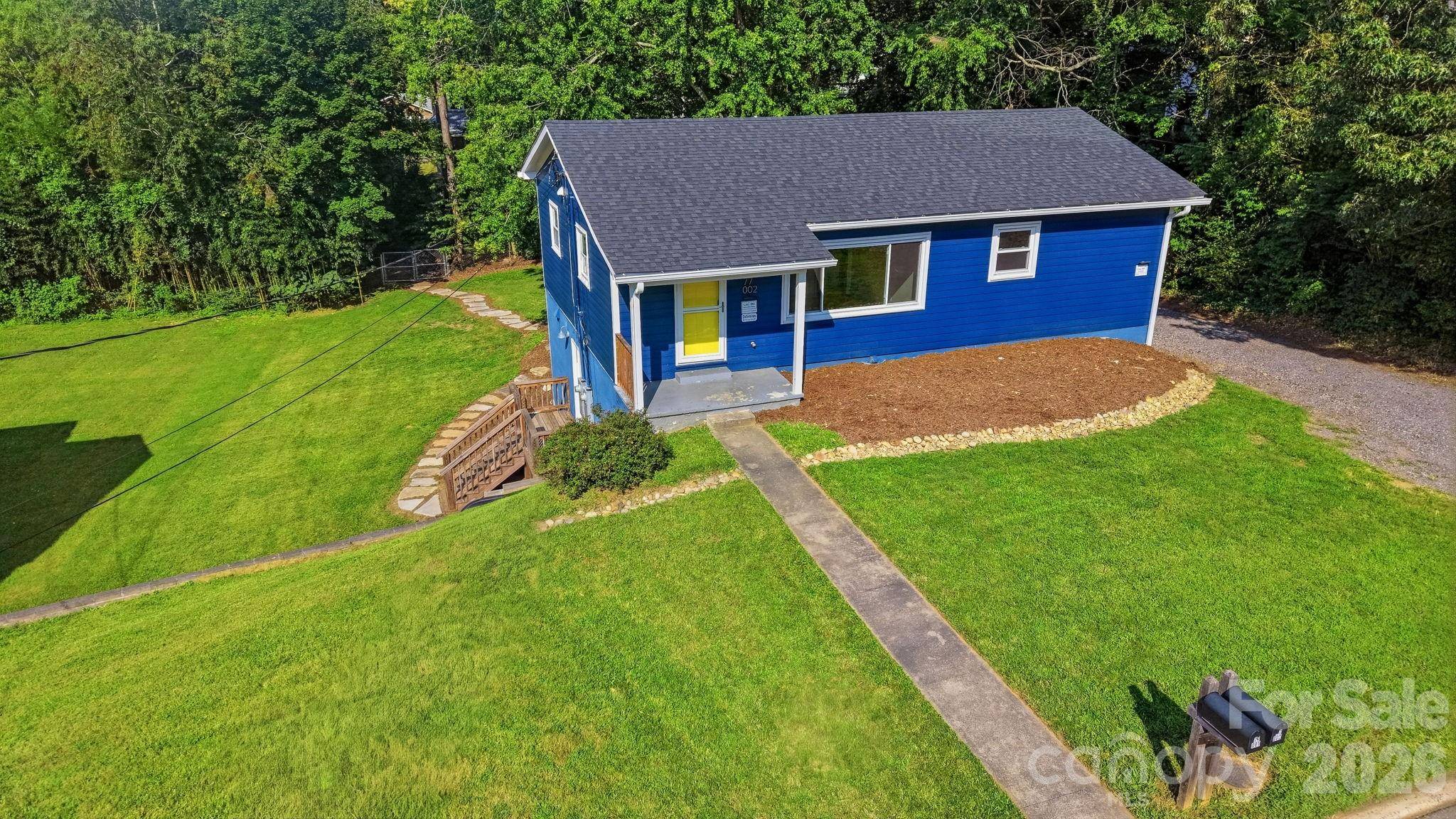 77 Trotter PL, Asheville, NC 28806