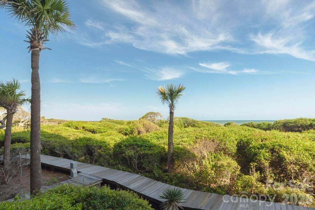 4413 Sea Forest DR, Kiawah Island, SC 29455