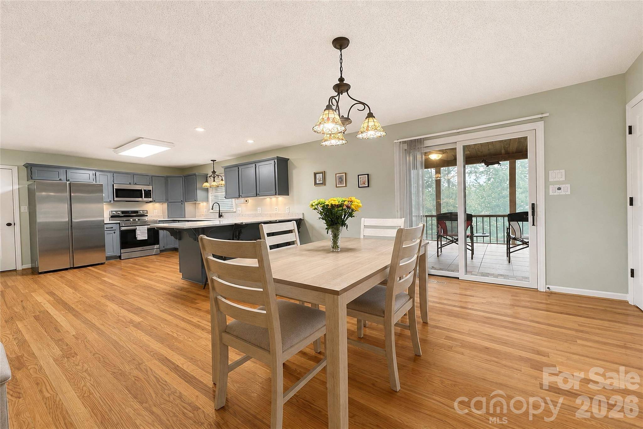 5725 Gunpowder RD, Granite Falls, NC 28630