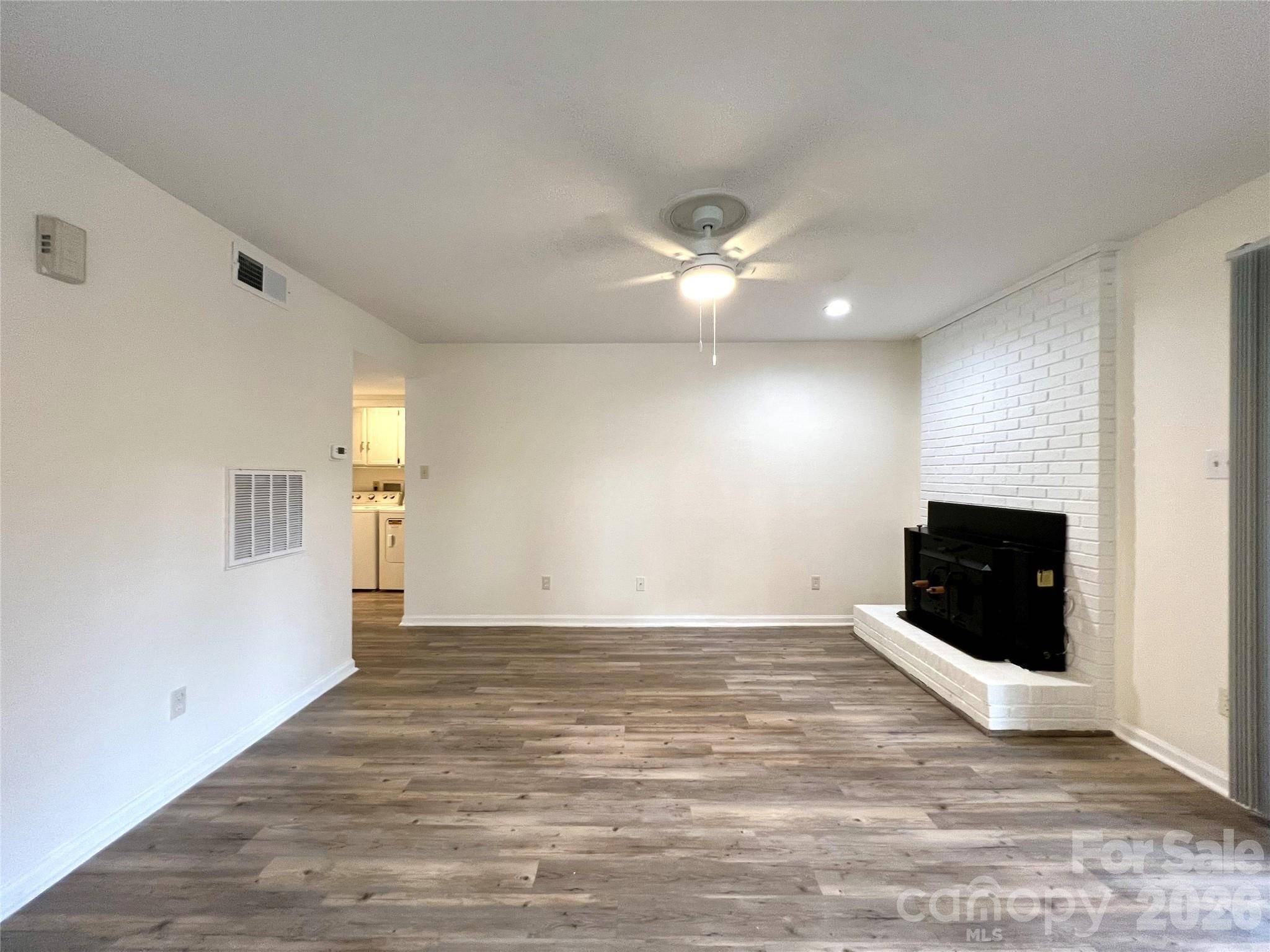 7220 Winery LN, Charlotte, NC 28227