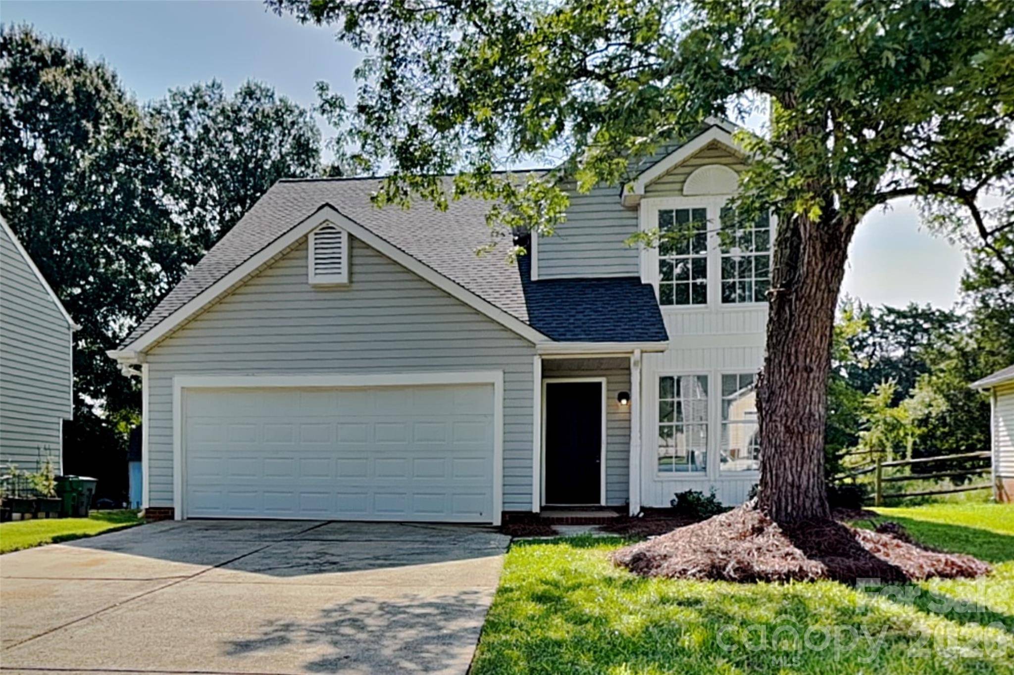 9428 White Cedar CT, Charlotte, NC 28213