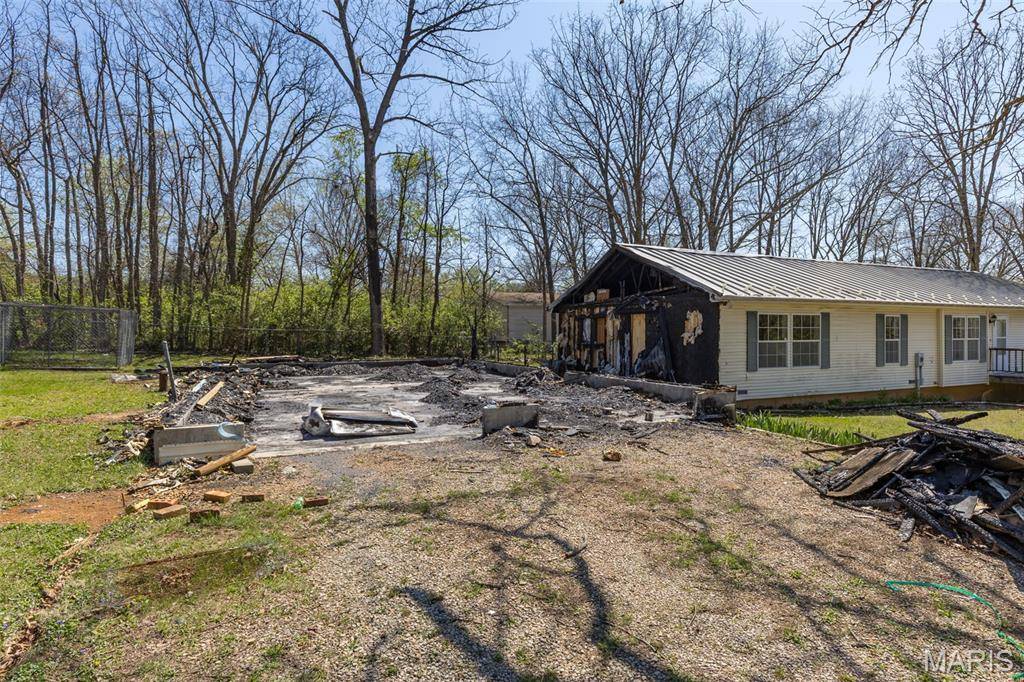 9848 Highland CT, Bonne Terre, MO 63628