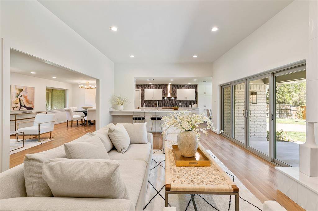 7431 Larchview, Dallas, TX 75254