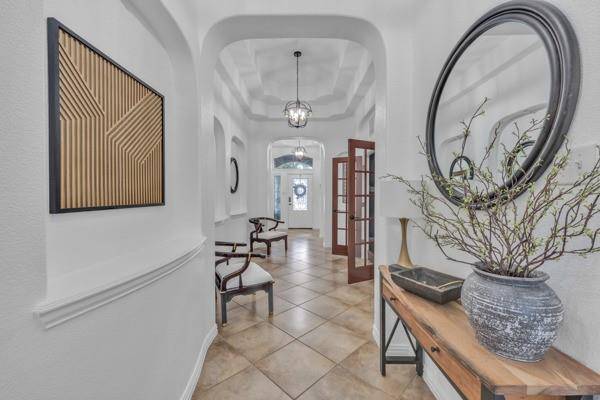 4013 Hunter Peak Road, Fort Worth, TX 76262