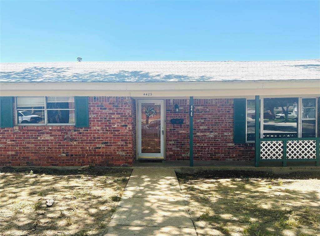 4425 Wedgmont Circle S, Fort Worth, TX 76133