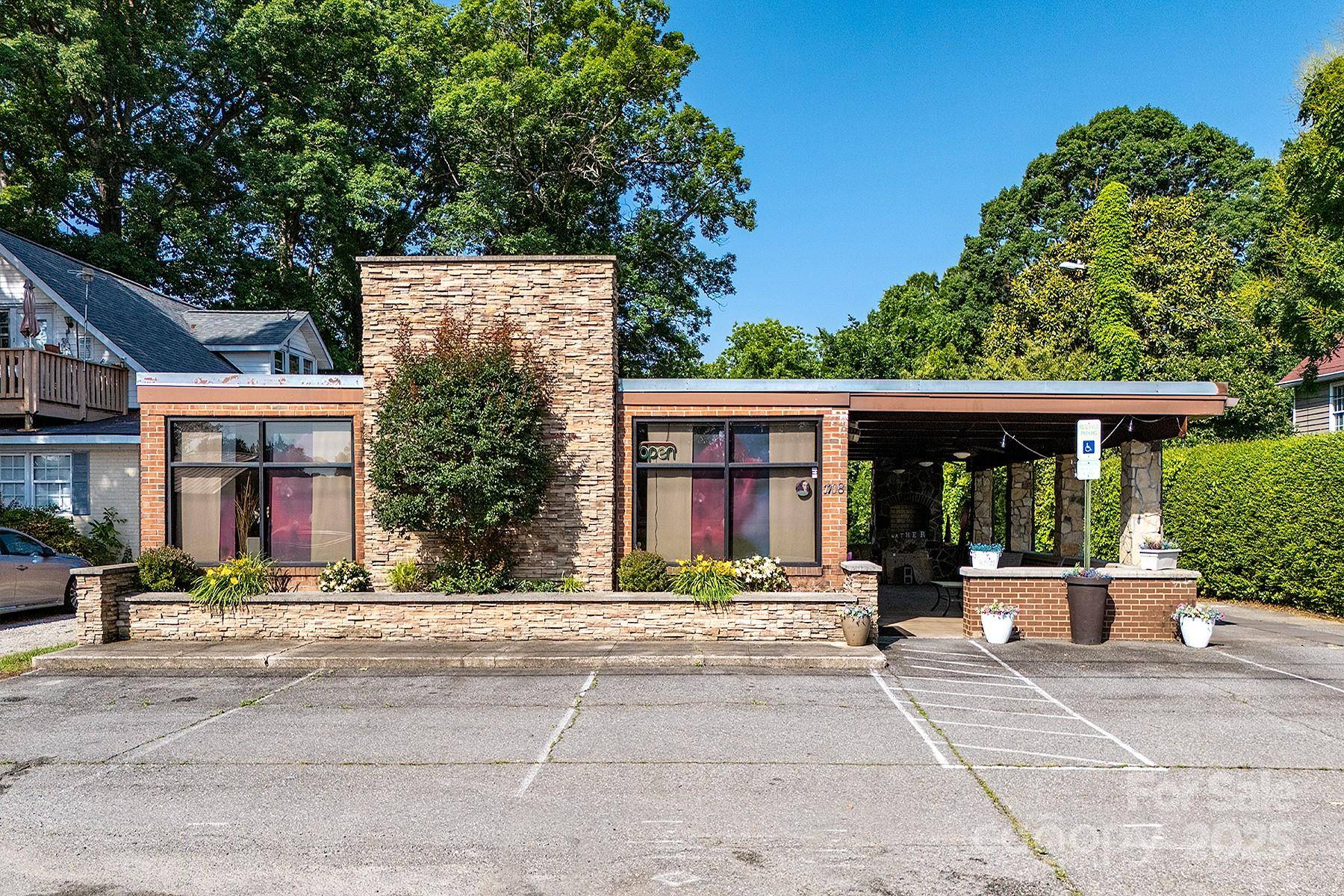 1108 S Main ST, Kannapolis, NC 28081