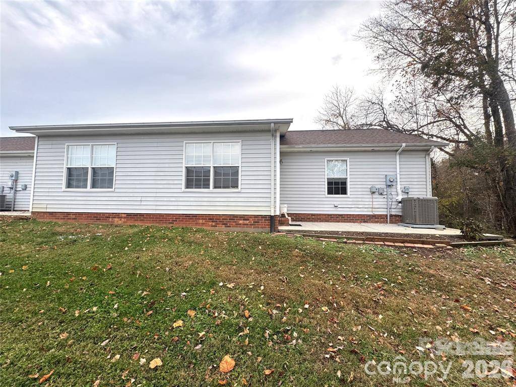 117 24th ST NW, Hickory, NC 28601
