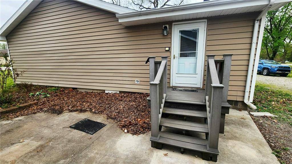 301 E Walnut ST, Weir, KS 66781