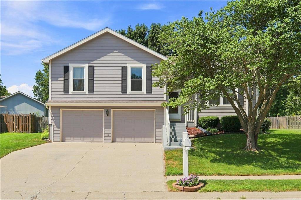 13710 Hunter DR, Platte City, MO 64079