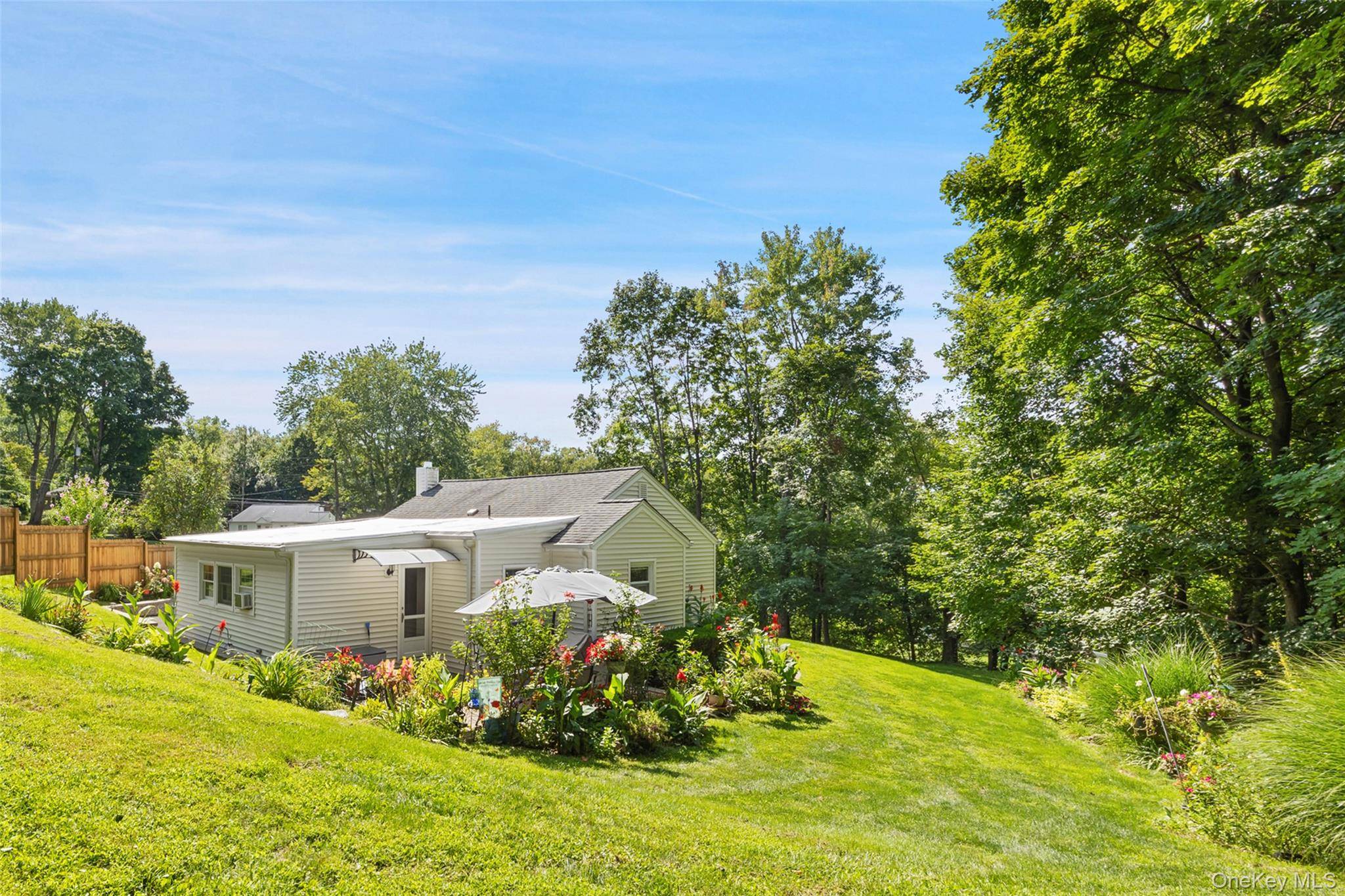 1 Mountain View RD, Cortlandt Manor, NY 10567
