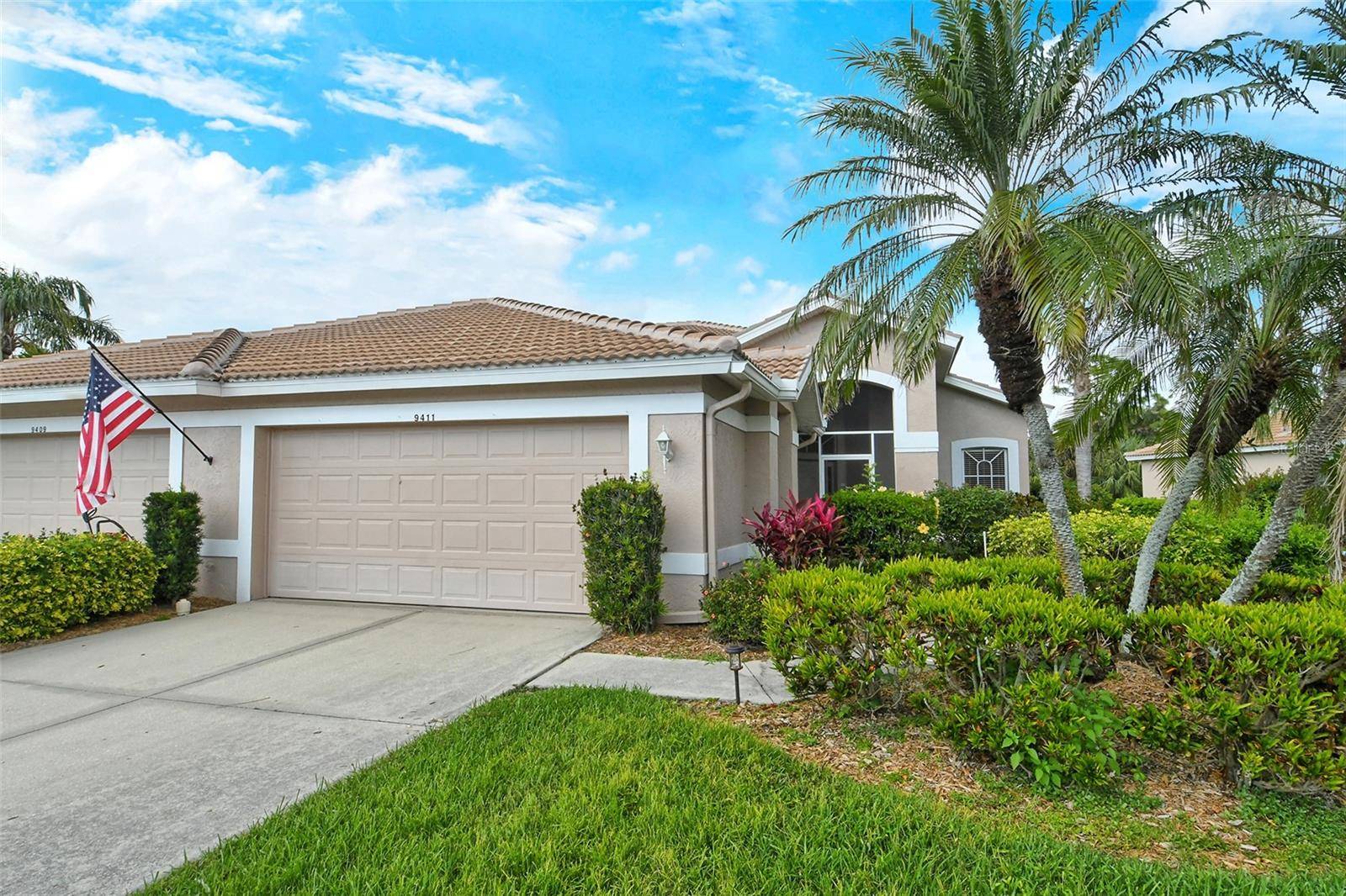 9411 FOREST HILLS CIR, Sarasota, FL 34238