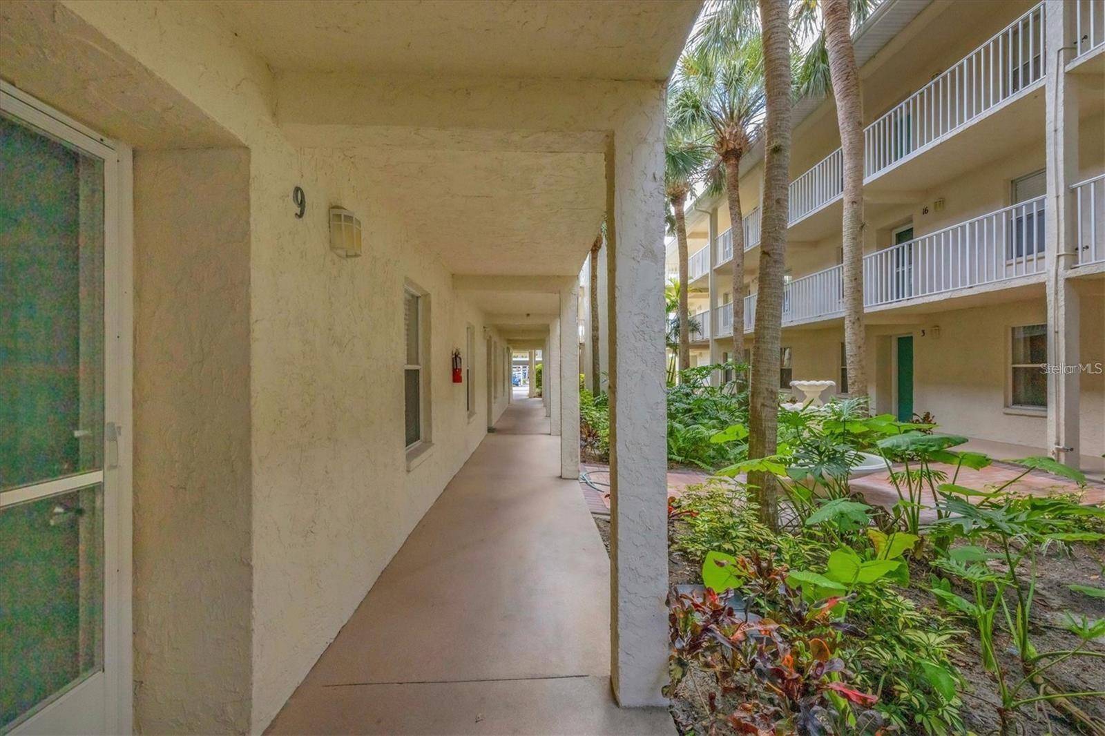7294 CLOISTER DR #9, Sarasota, FL 34231