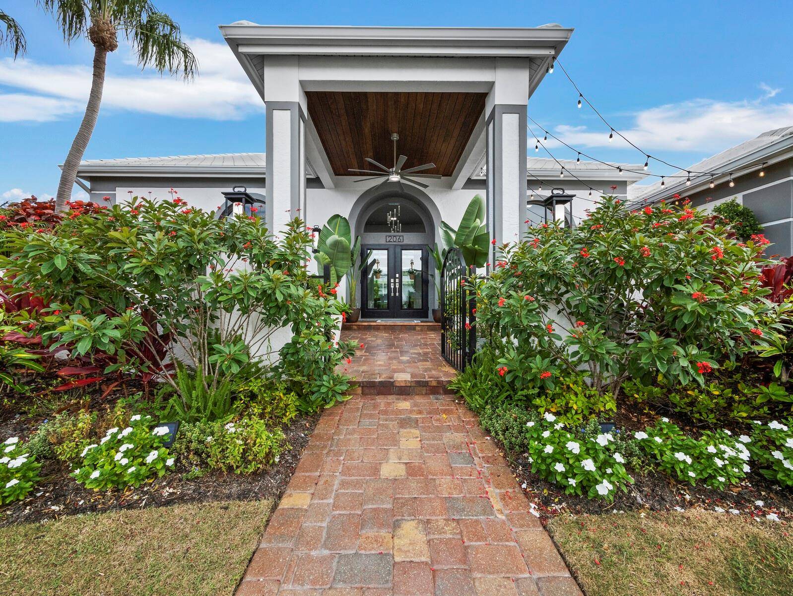206 FOUR KNOT LN, Osprey, FL 34229