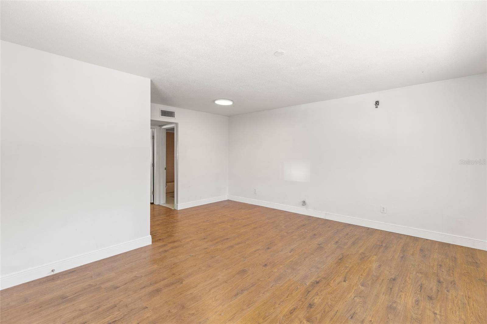250 NW ROSERY RD #314, Largo, FL 33770