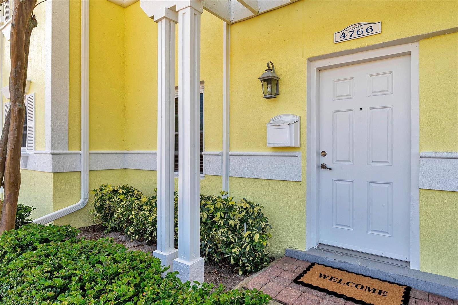 4766 SNOOK DR SE, St Petersburg, FL 33705