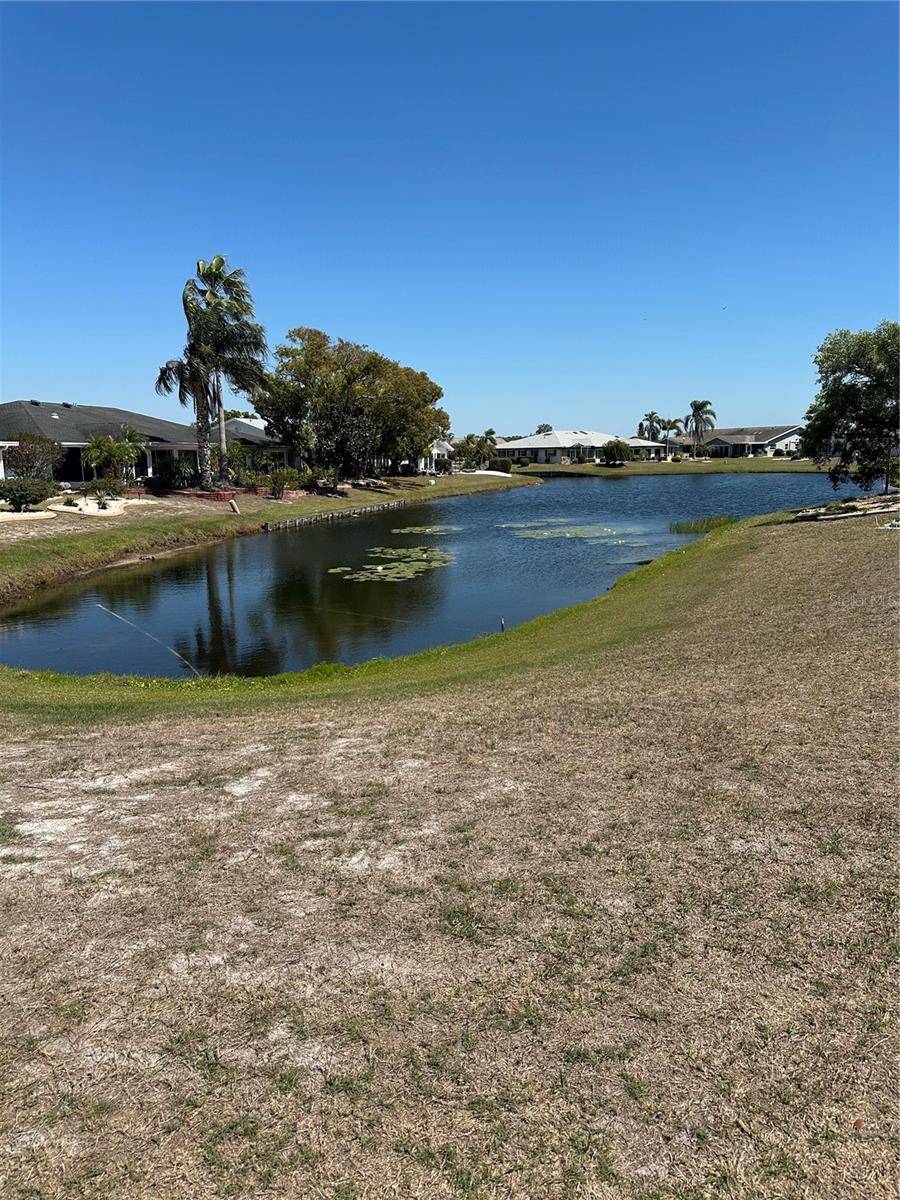 1511 CLOISTER DR, Sun City Center, FL 33573