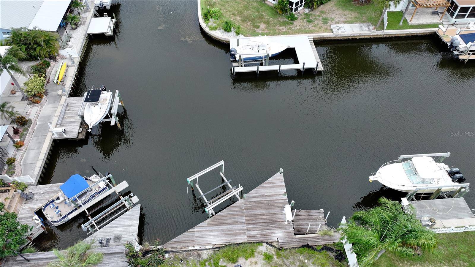 303 MORNINGSIDE DR, Palm Harbor, FL 34683