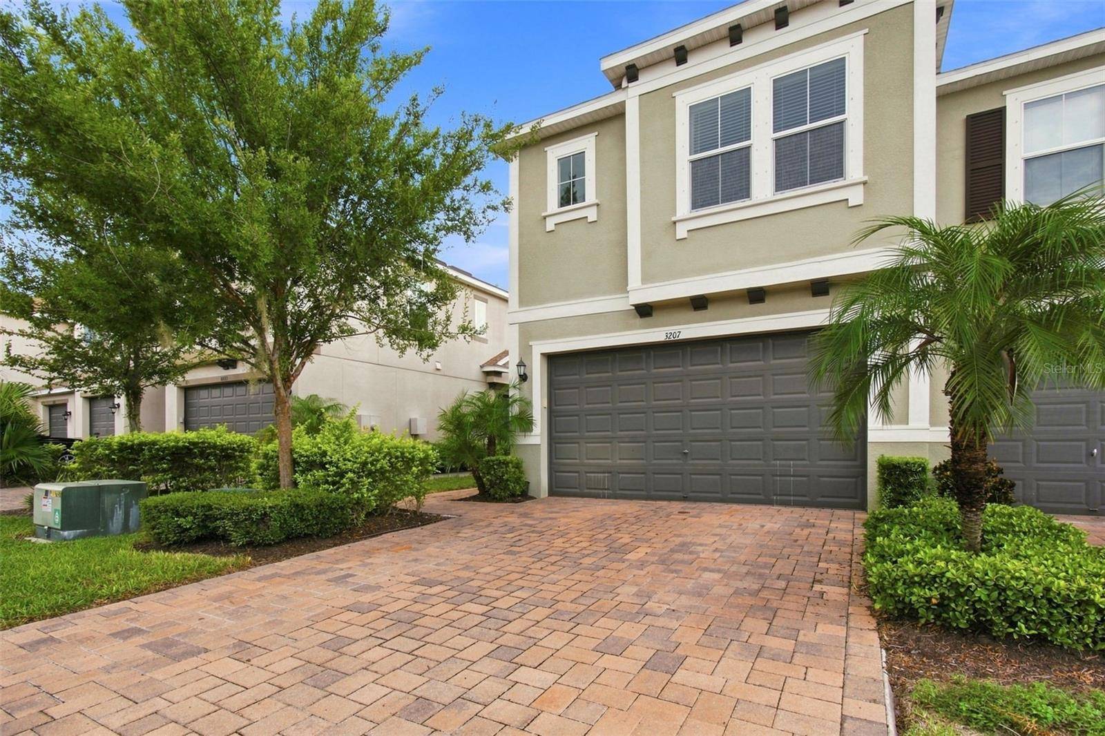 3207 PAINTED BLOSSOM CT, Lutz, FL 33558