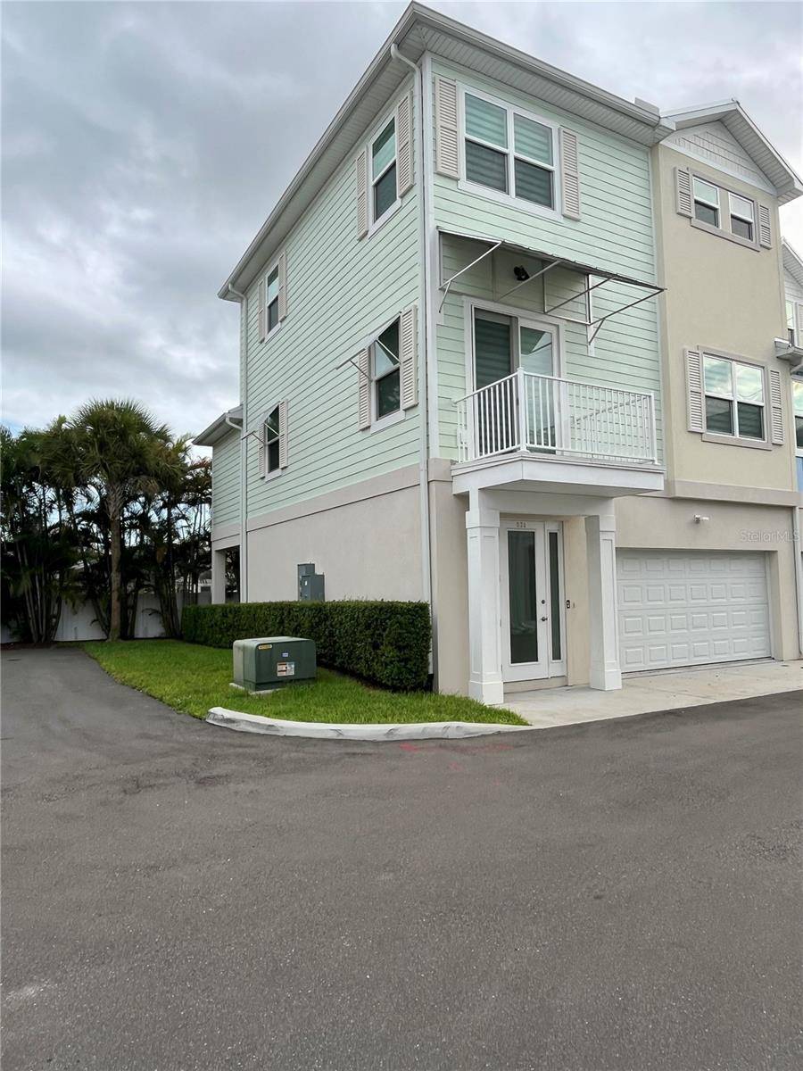 821 OAK BEND LN, Dunedin, FL 34698