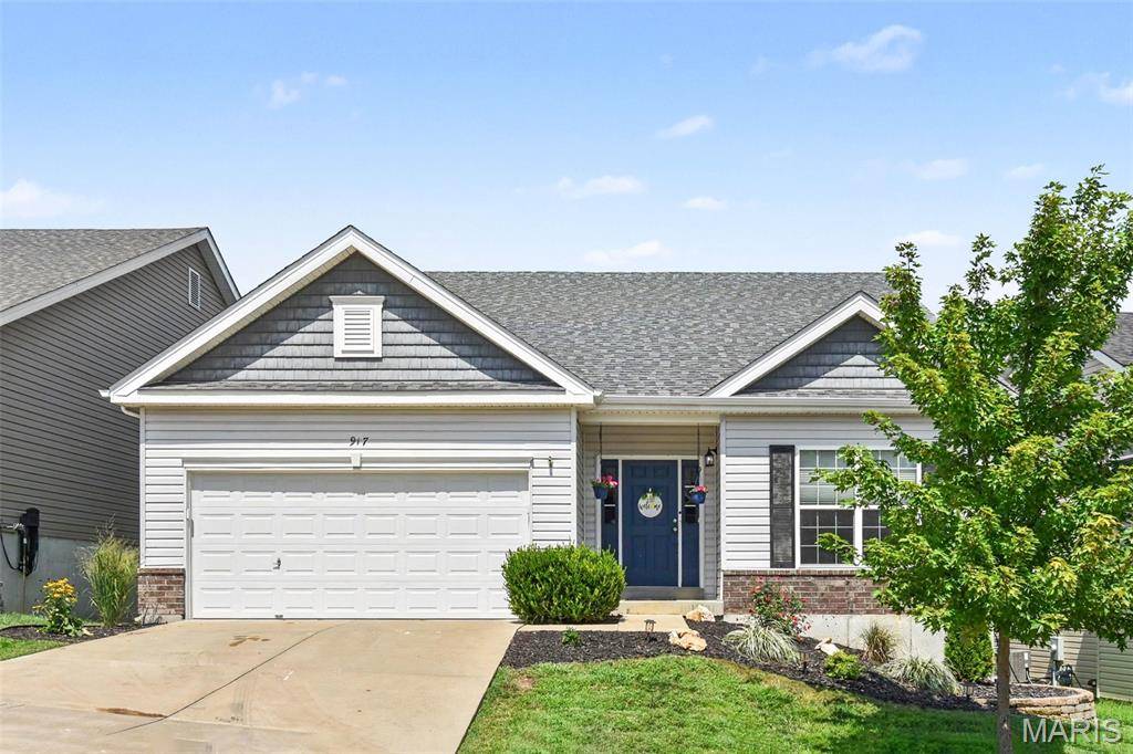 917 Meramec Grove DR, Ballwin, MO 63021