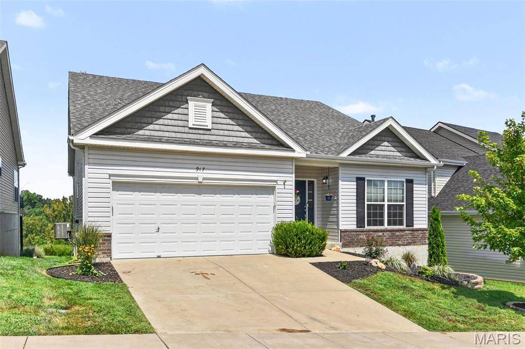 917 Meramec Grove DR, Ballwin, MO 63021
