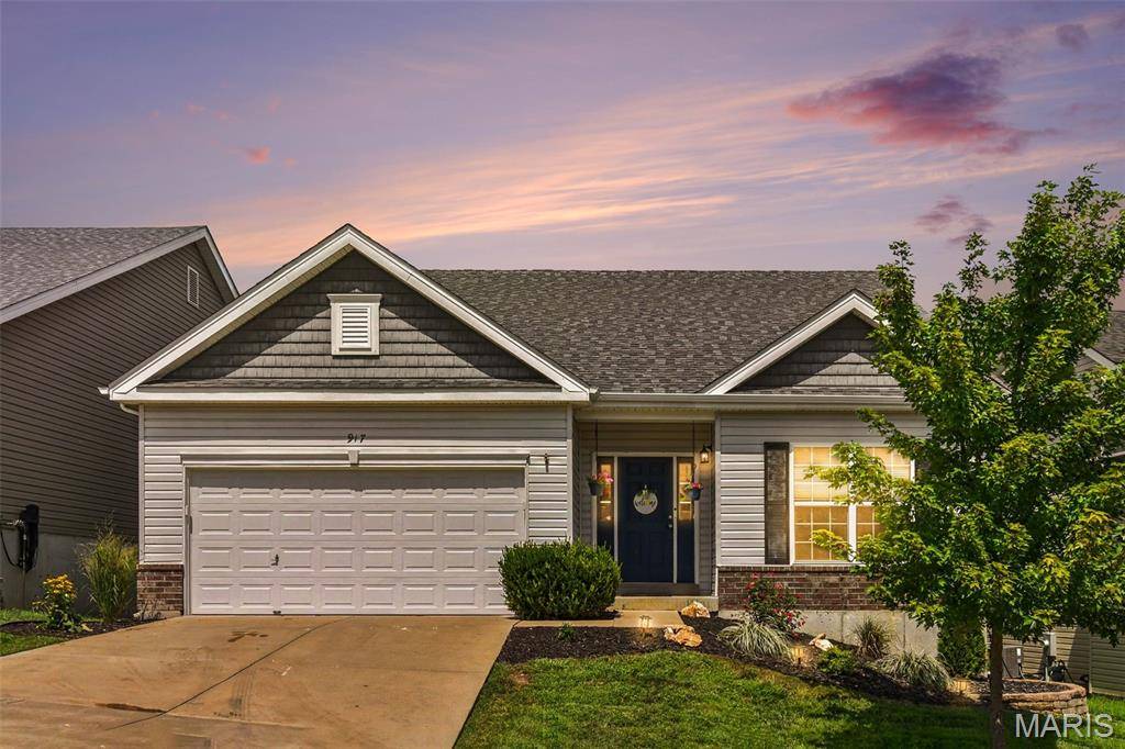 917 Meramec Grove DR, Ballwin, MO 63021