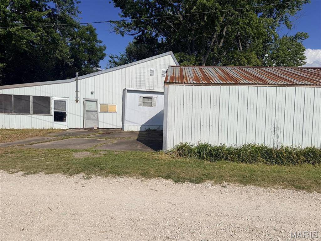 619 E Bims Road, Brussels, IL 62013